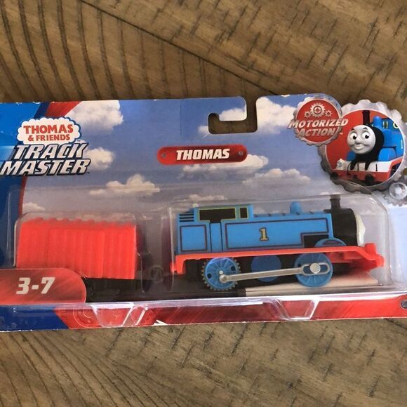 Thomas #1 Track Master Motorized Train 🚂 & a 2022 HappyNewYear collectible 🚗 - Picture 16 of 17